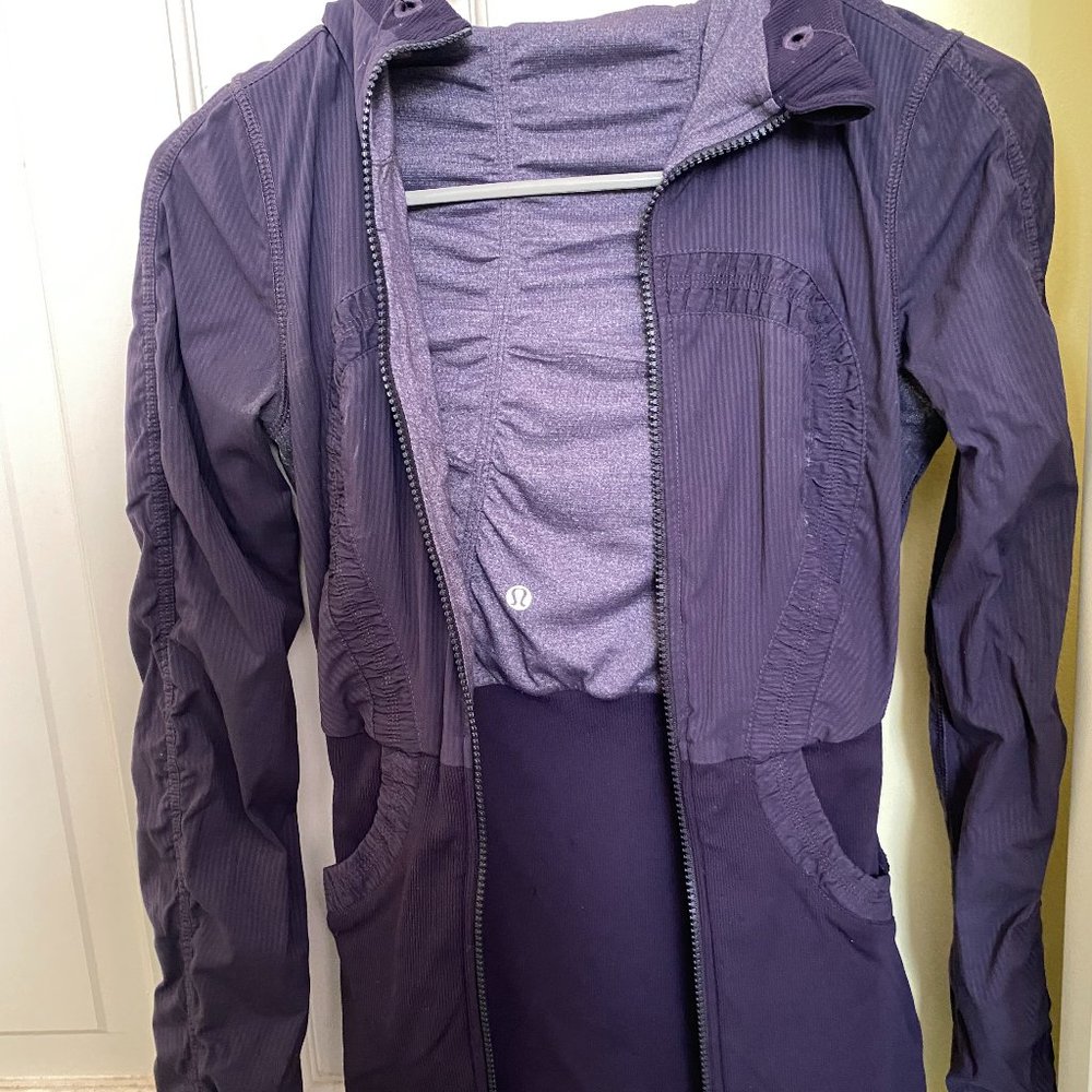 Old lululemon Jacket *Reversible*